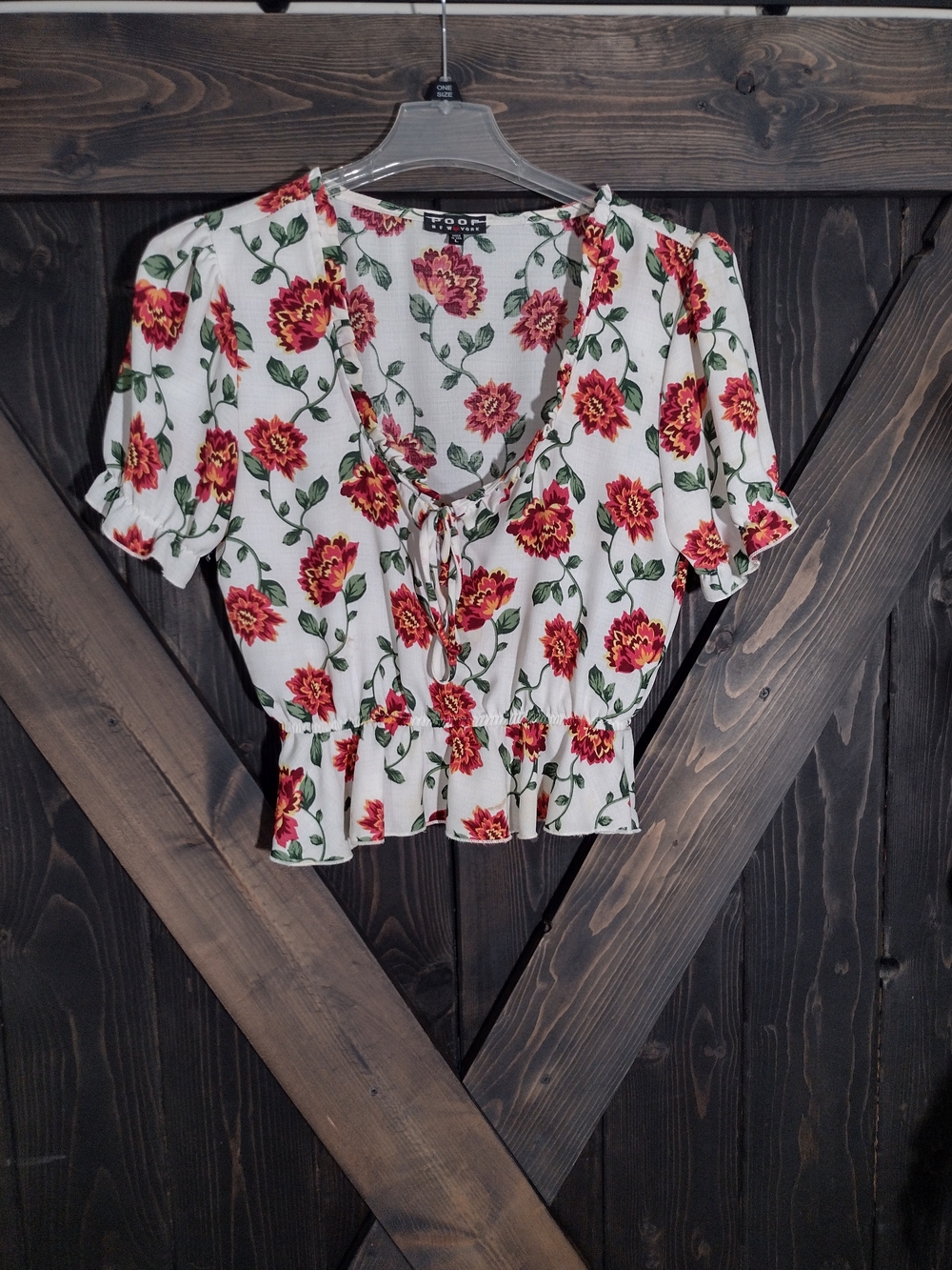 Floral Tie-Front Peplum Top - White with Red Floral Sz Lg